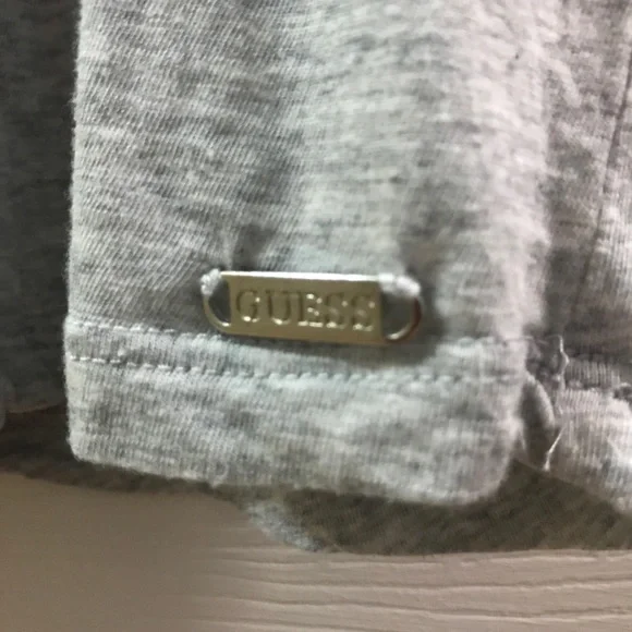 Guess Tank - Picture 5 of 7